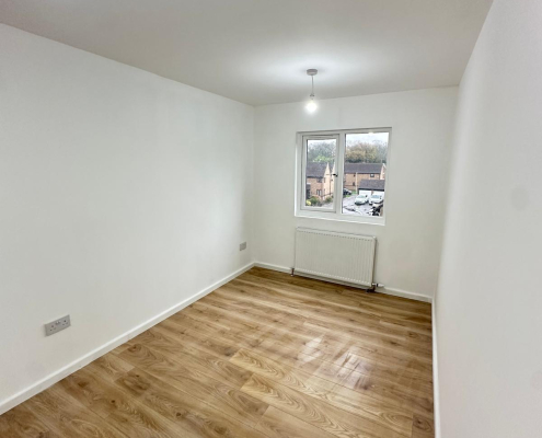 WhatsApp Image 2025-11-14 at 16.33.36 (1)